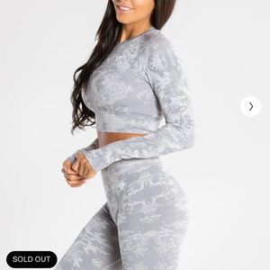 WOMENS BEST Dark Gray Camo Set